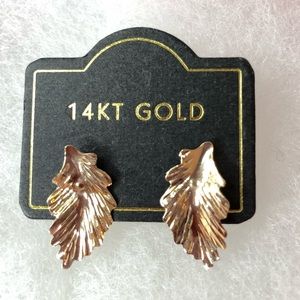 14KT GOLD LEAF STUD EARRING
